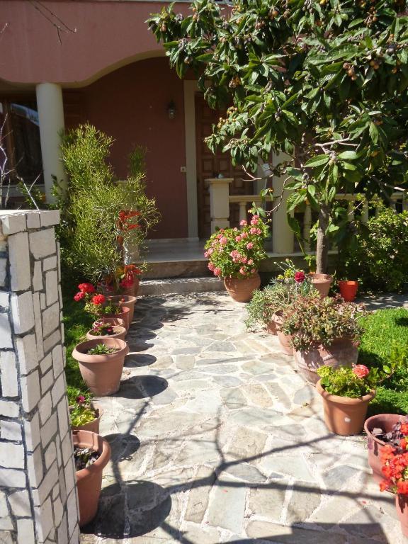 Marinos Studios At Lourdata Village מראה חיצוני תמונה